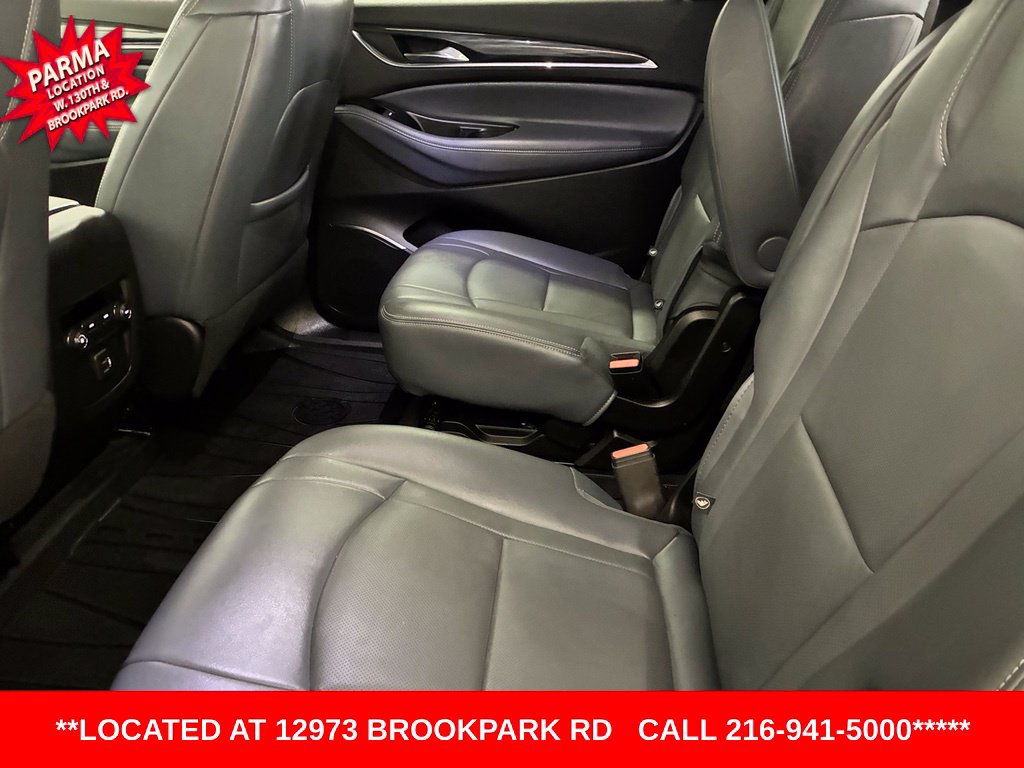 Certified 2024 Buick Enclave Essence AWD/4WD image 17
