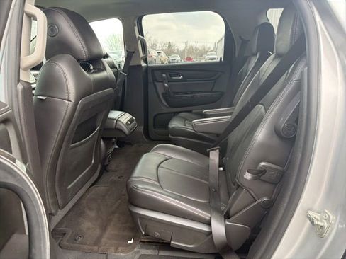 Used 2017 GMC Acadia Limited SLT image 16