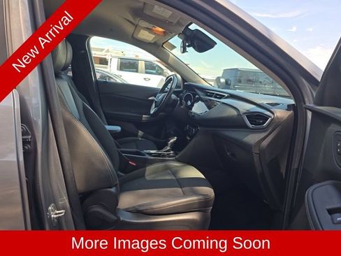 Used 2023 Buick Encore GX Select w/ Sport Touring Package FWD image 16