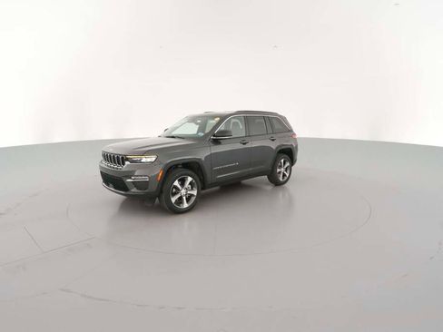 New 2025 Jeep Grand Cherokee Limited image 4