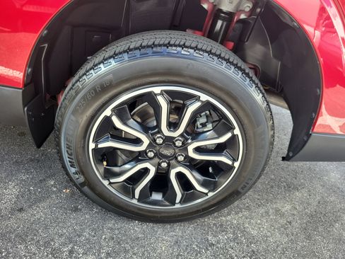 Used 2022 Ford Maverick Lariat w/ Lariat Luxury Package image 8