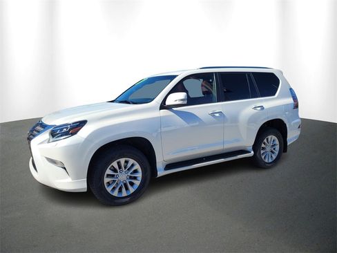 Used 2023 Lexus GX 460 Premium image 2
