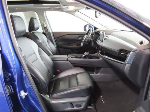 Used 2023 Nissan Rogue SL AWD/4WD image 36