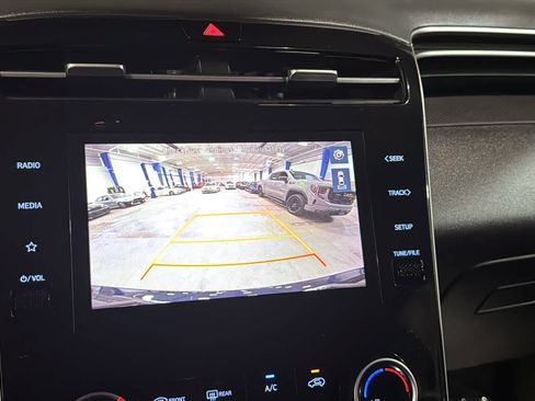 Used 2023 Hyundai Tucson SEL AWD/4WD image 16