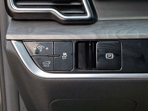 Certified 2024 Kia Sportage X-Line w/ X-Line Premium Package image 25