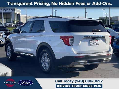 Used 2023 Ford Explorer XLT w/ Equipment Group 202A RWD image 5