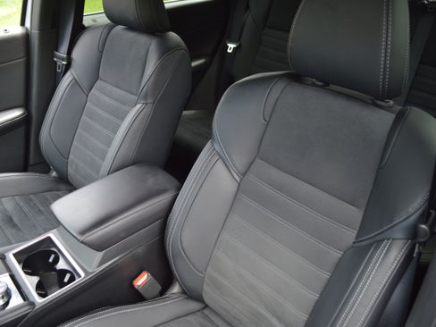 Used 2024 Mitsubishi Outlander SE FWD image 30