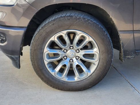 Used 2023 RAM 1500 Laramie image 12