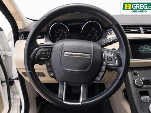 Used 2018 Land Rover Range Rover Evoque SE AWD/4WD image 11