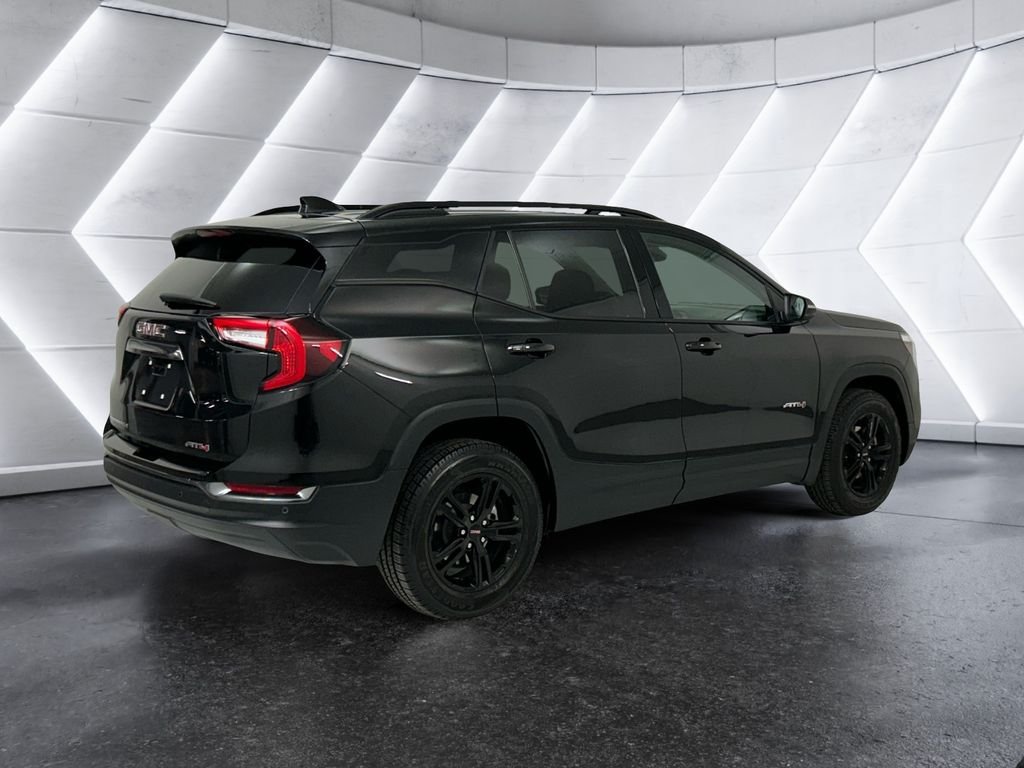 Used 2024 GMC Terrain AT4 w/ Tech Package AWD/4WD image 4