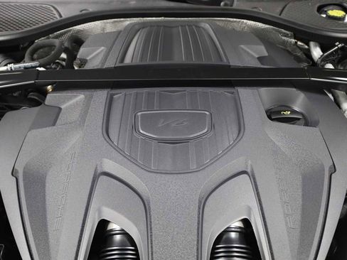 New 2025 Porsche Panamera 4 image 43