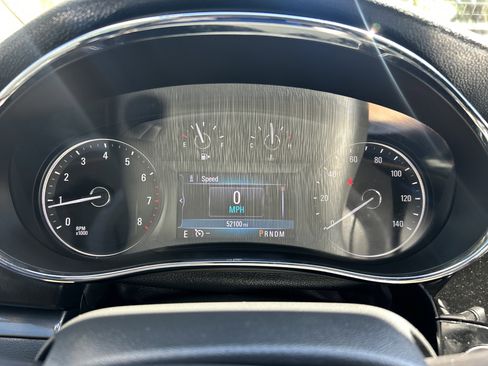 Used 2021 Buick Encore Preferred w/ Safety Package II image 23