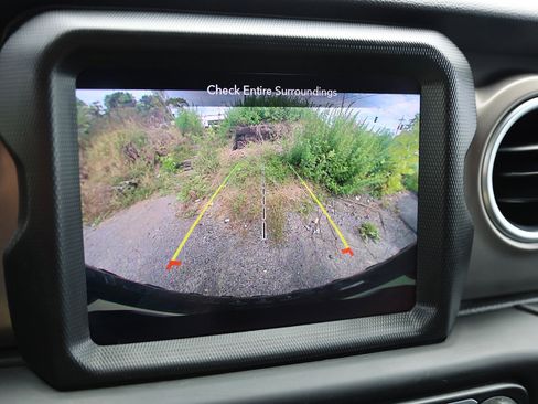 Used 2021 Jeep Wrangler Unlimited Rubicon 4xe w/ Cold Weather Group image 5