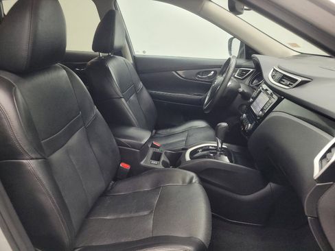 Used 2016 Nissan Rogue SL w/ SL Premium Package image 21