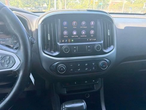 Used 2020 Chevrolet Colorado LT w/ LT Convenience Package RWD image 12