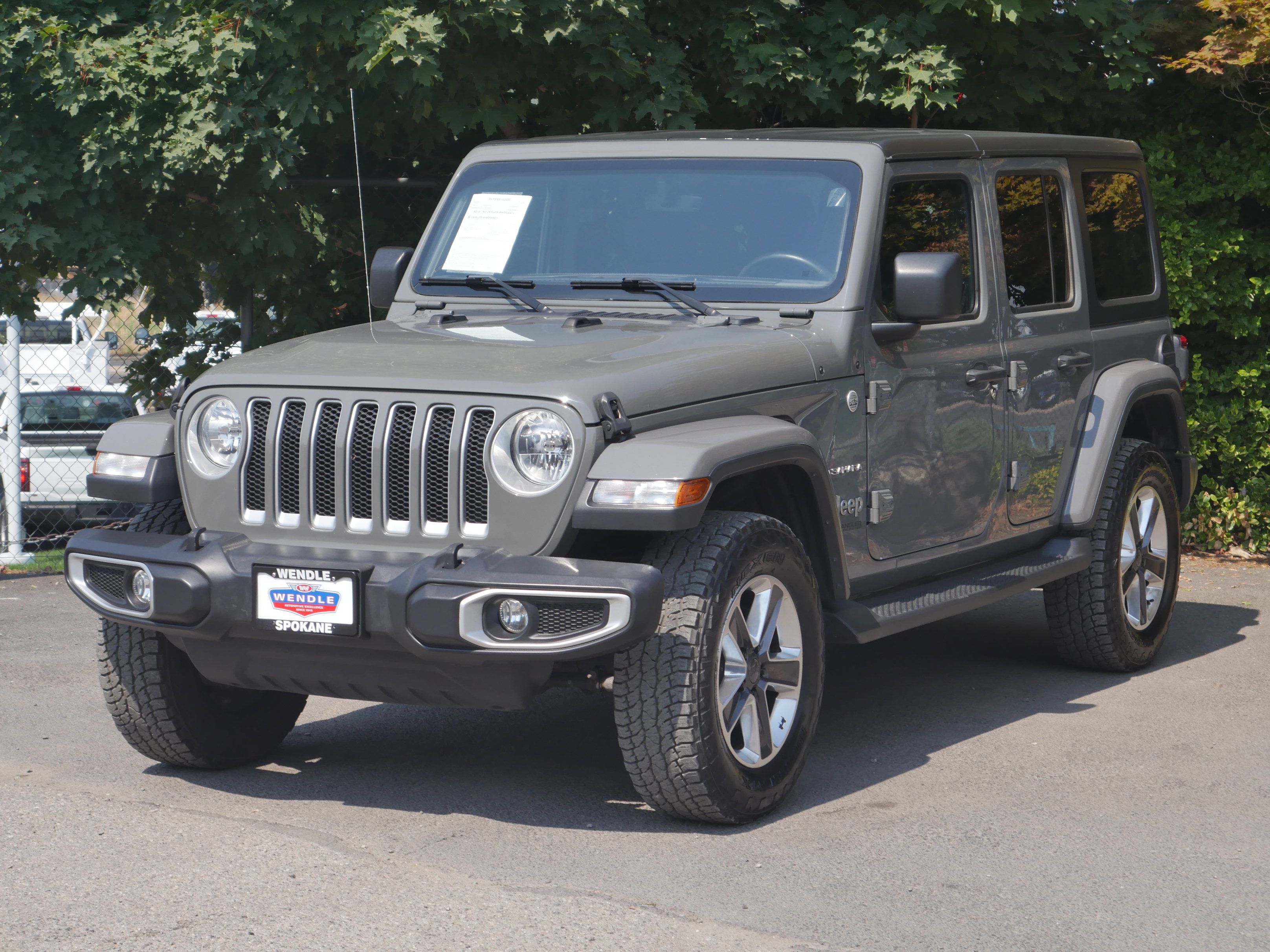 Used 2018 Jeep Wrangler Unlimited Sahara AWD/4WD image 2