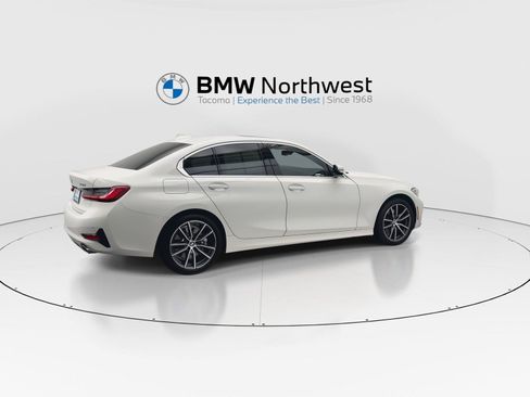 Used 2021 BMW 330i xDrive Sedan w/ Convenience Package AWD/4WD image 4