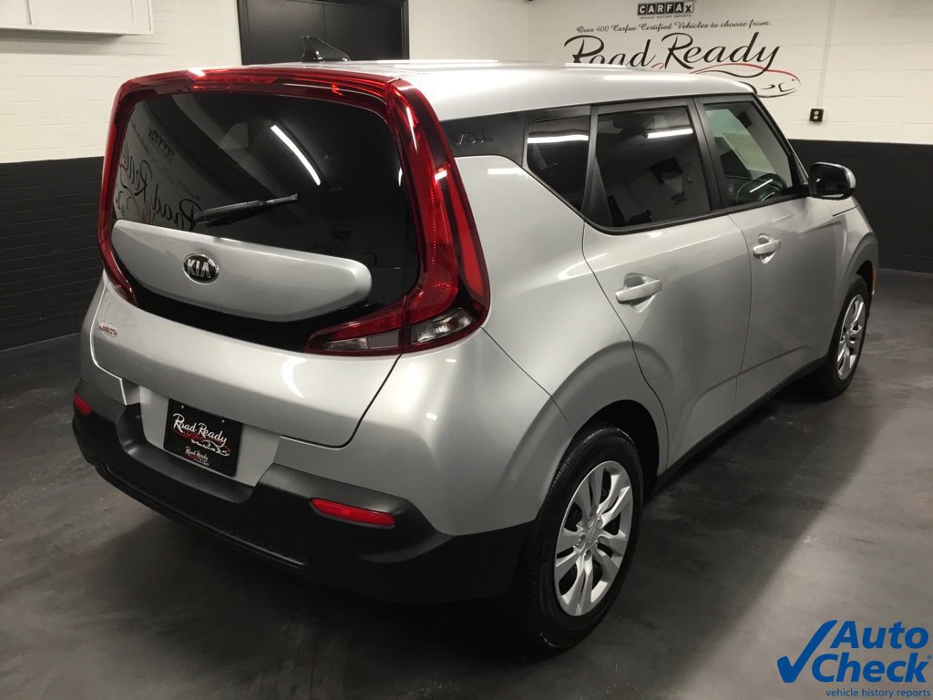 Used 2021 Kia Soul LX FWD image 11