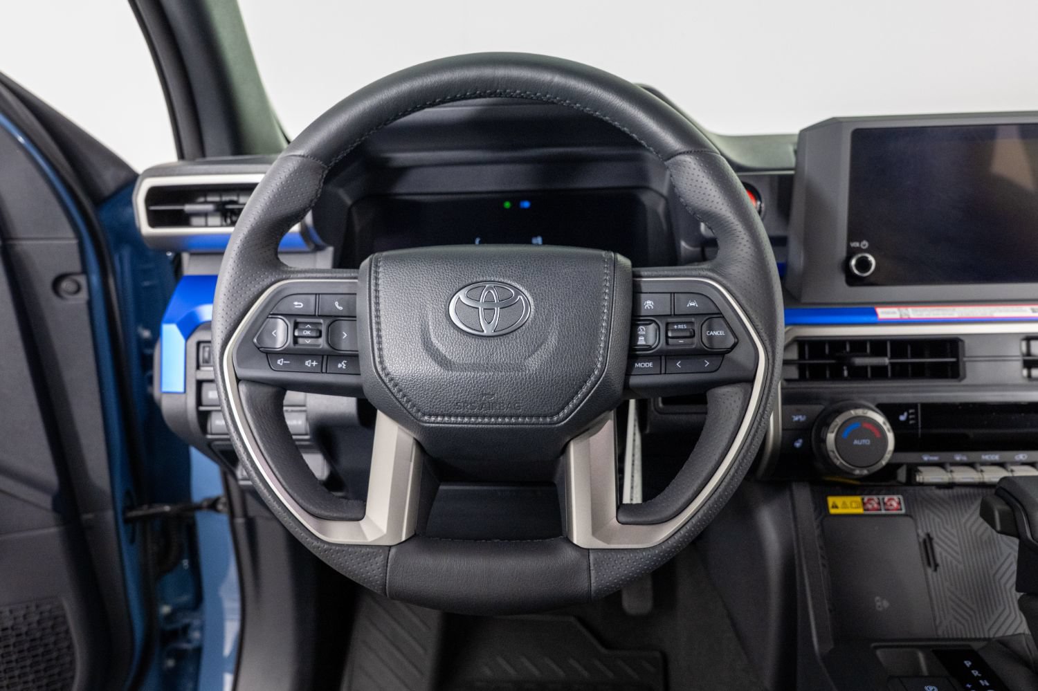 Used 2025 Toyota 4Runner TRD Off-Road AWD/4WD image 30