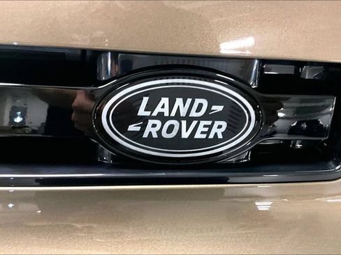 Certified 2026 Land Rover Defender 110 S AWD/4WD image 32