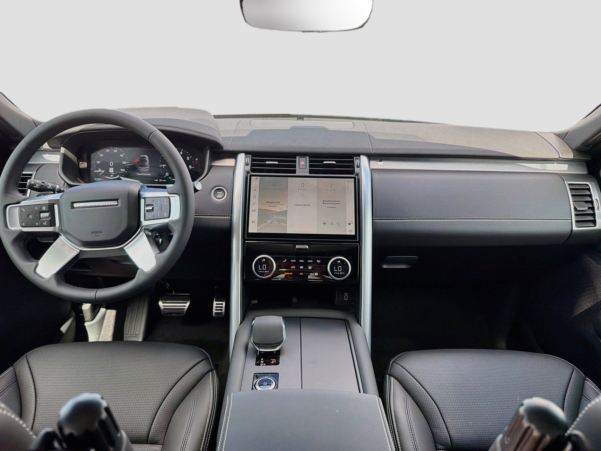 New 2026 Land Rover Discovery Limited Edition AWD/4WD image 17