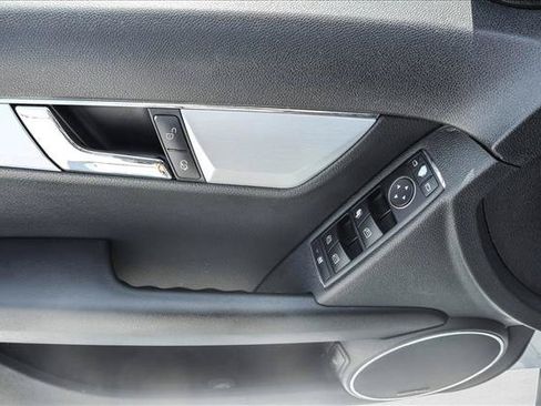Used 2008 Mercedes-Benz C 300 4MATIC Sedan image 14