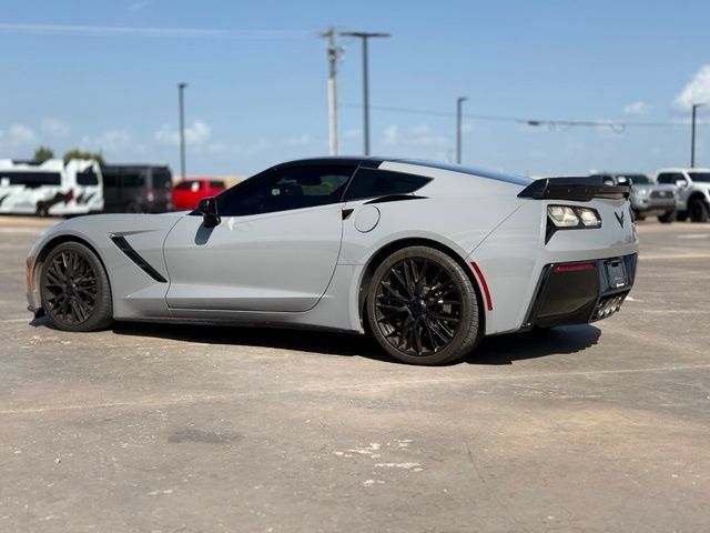 Used 2017 Chevrolet Corvette Stingray Coupe RWD image 5