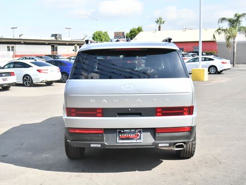Used 2024 Hyundai Santa Fe SEL image 7