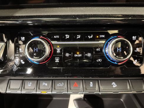 New 2026 GMC Sierra 2500 AT4 w/ AT4 Premium Plus Package image 19