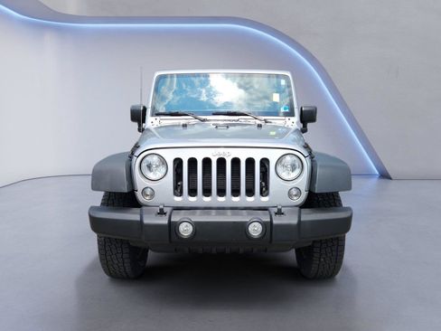 Used 2017 Jeep Wrangler Unlimited Sport w/ Quick Order Package 24S AWD/4WD image 8