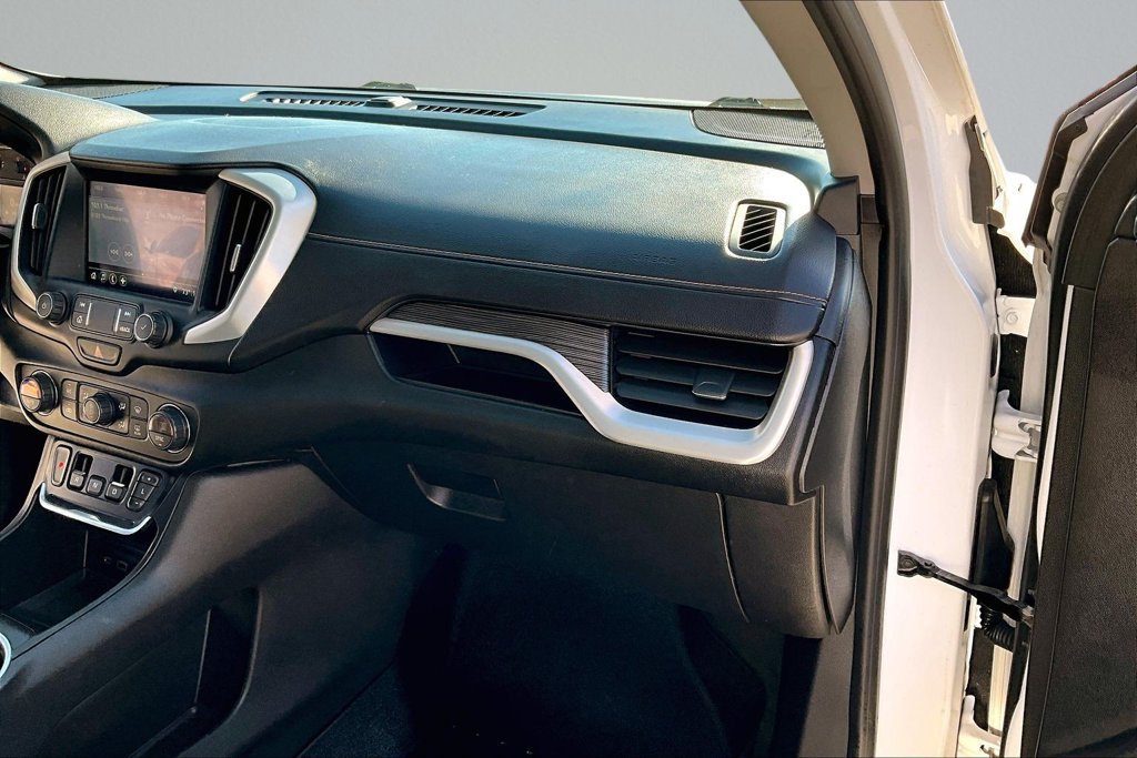 Used 2019 GMC Terrain SLT w/ Preferred Package AWD/4WD image 14