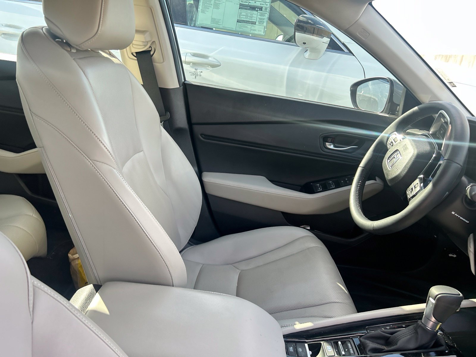 Used 2025 Honda Accord Touring image 9