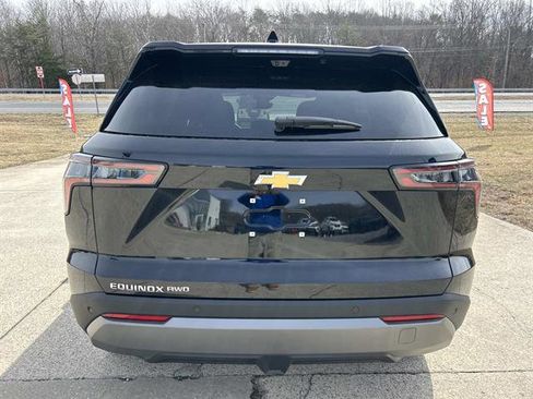 New 2026 Chevrolet Equinox LT w/ Safety and Technology Package image 5