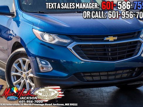 Used 2019 Chevrolet Equinox LT w/ Driver Convenience Package image 2