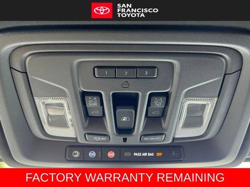 Used 2024 GMC Sierra 1500 AT4 w/ Technology Package AWD/4WD image 31