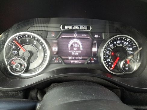 Used 2020 RAM 1500 Laramie image 31