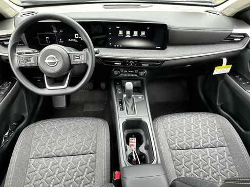 New 2026 Nissan Kicks SV w/ SV Premium Package AWD/4WD image 16