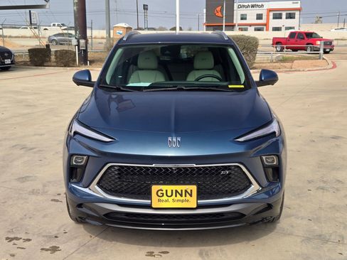 Certified 2026 Buick Encore GX Sport Touring w/ Advanced Technology Package image 8