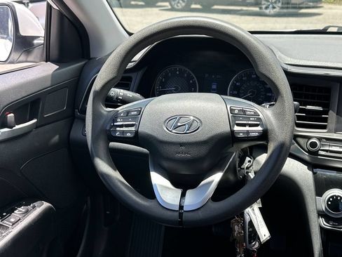 Used 2019 Hyundai Elantra SEL w/ Cargo Package FWD image 18