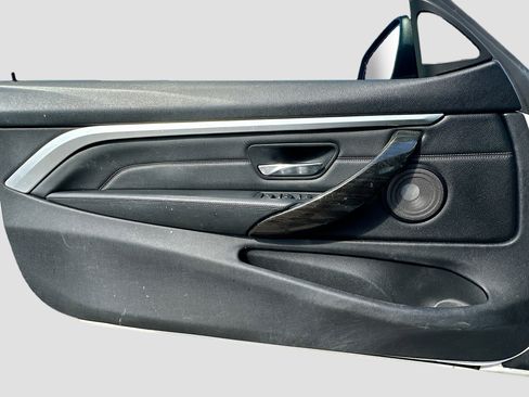 Used 2019 BMW 440i Convertible image 21