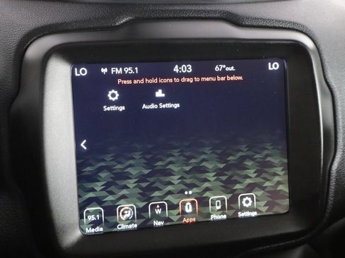 Used 2023 Jeep Renegade Latitude w/ Sun & Fun Group AWD/4WD image 34