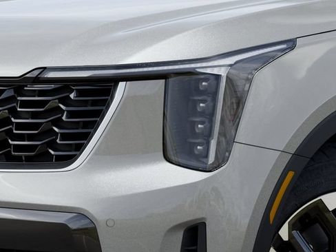 New 2026 Kia Sorento S w/ S Panoramic Sunroof Package FWD image 10
