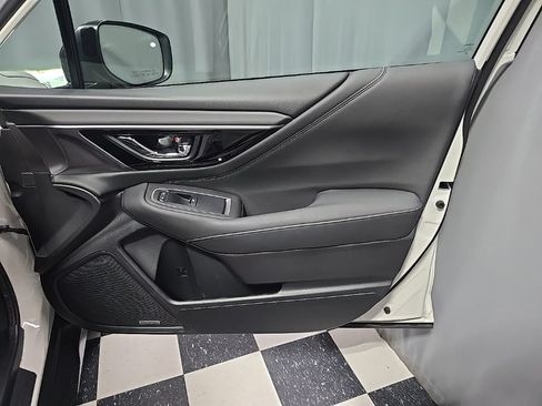 Certified 2023 Subaru Outback Limited AWD/4WD image 6