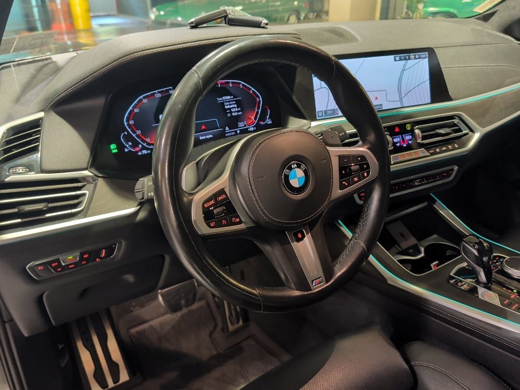 Used 2021 BMW X7 xDrive40i w/ M Sport Package AWD/4WD image 4