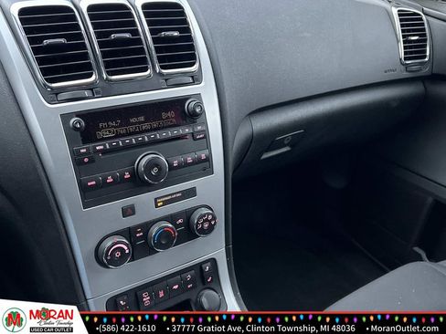 Used 2012 GMC Acadia SLE image 27
