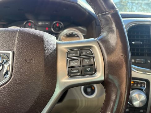 Used 2017 RAM 1500 Laramie w/ Convenience Group image 18