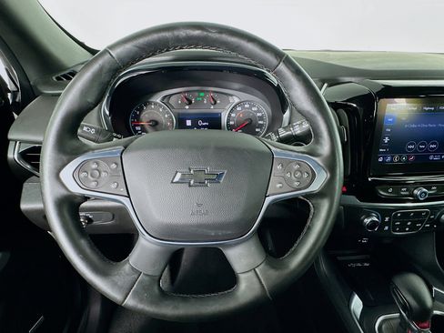 Used 2024 Chevrolet Traverse RS image 11