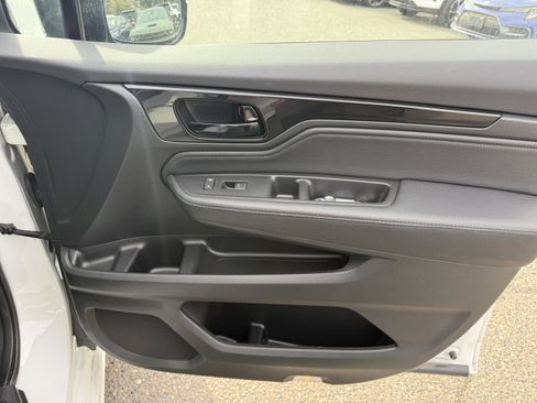 Used 2023 Honda Odyssey Elite image 7