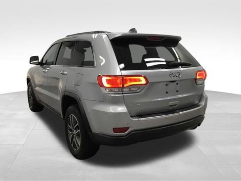 Used 2018 Jeep Grand Cherokee Limited AWD/4WD image 15