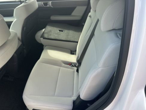 New 2026 Hyundai Santa Fe SE FWD image 13